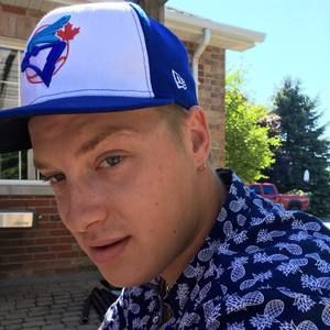 Meet your Posher, Dylan